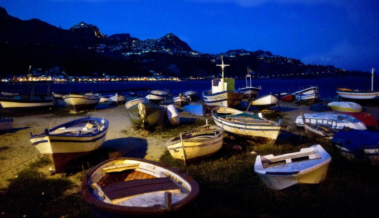 Taormina Holidays Giardini Naxos Exterior foto